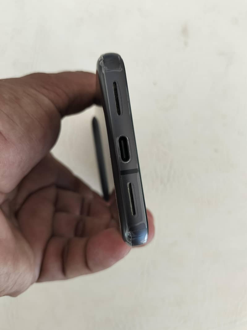 Google Pixel 8 5