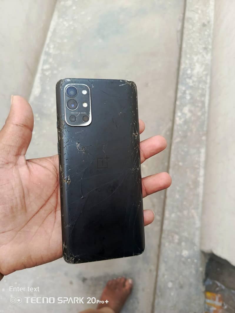 One Plus 9R 3