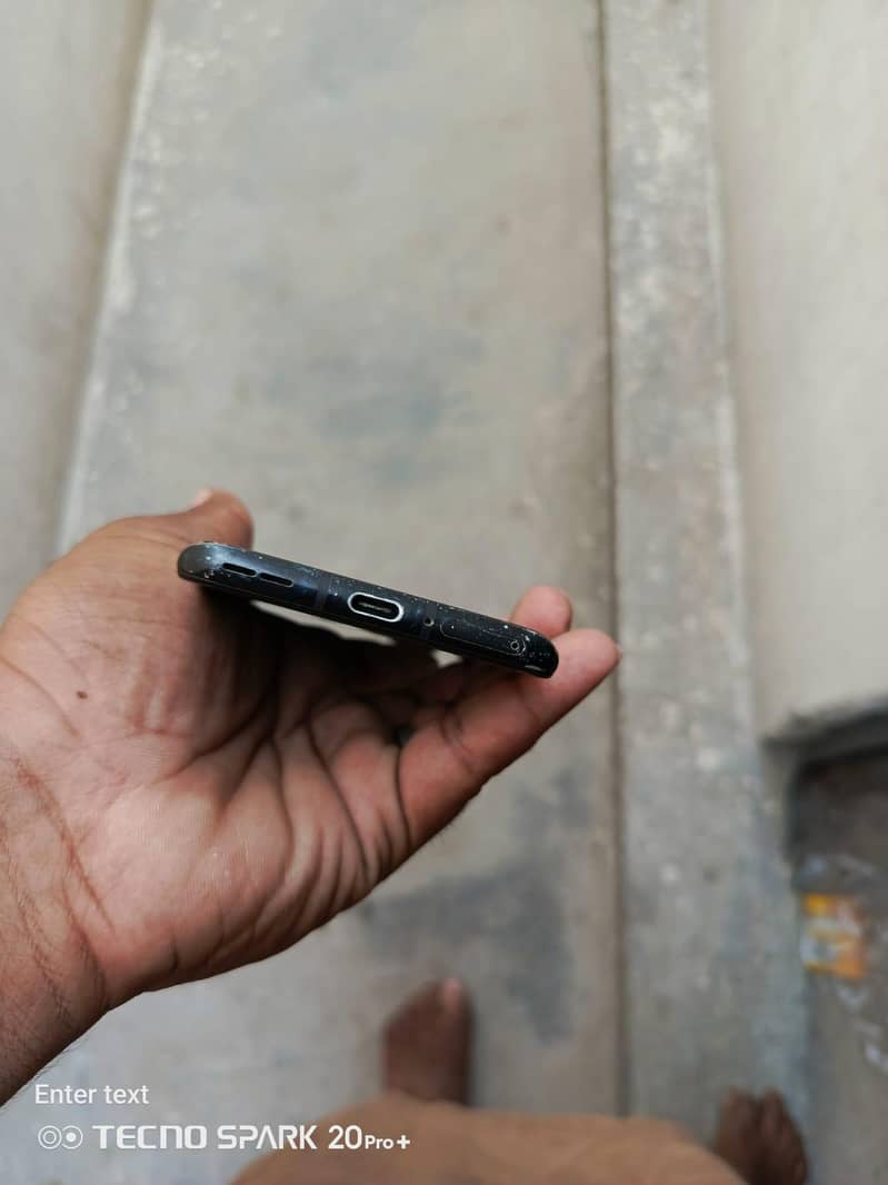 One Plus 9R 5