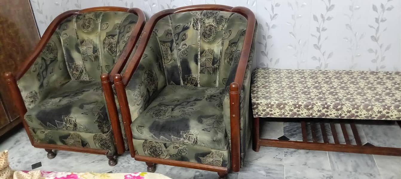 Sofa set with table 1