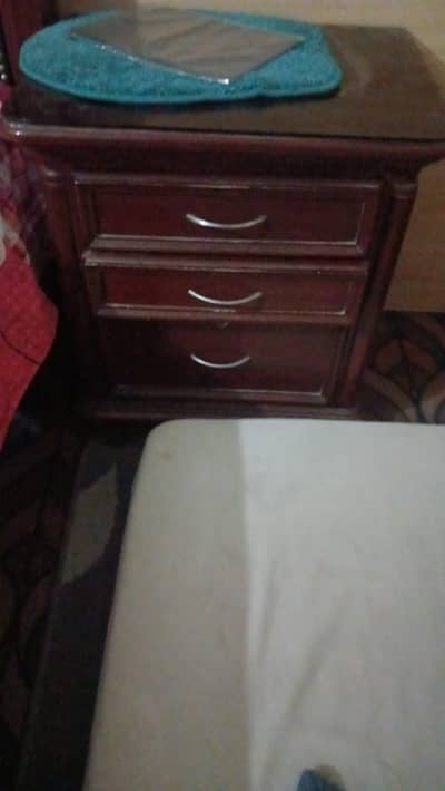 bed set for sale with two side table and one dressing