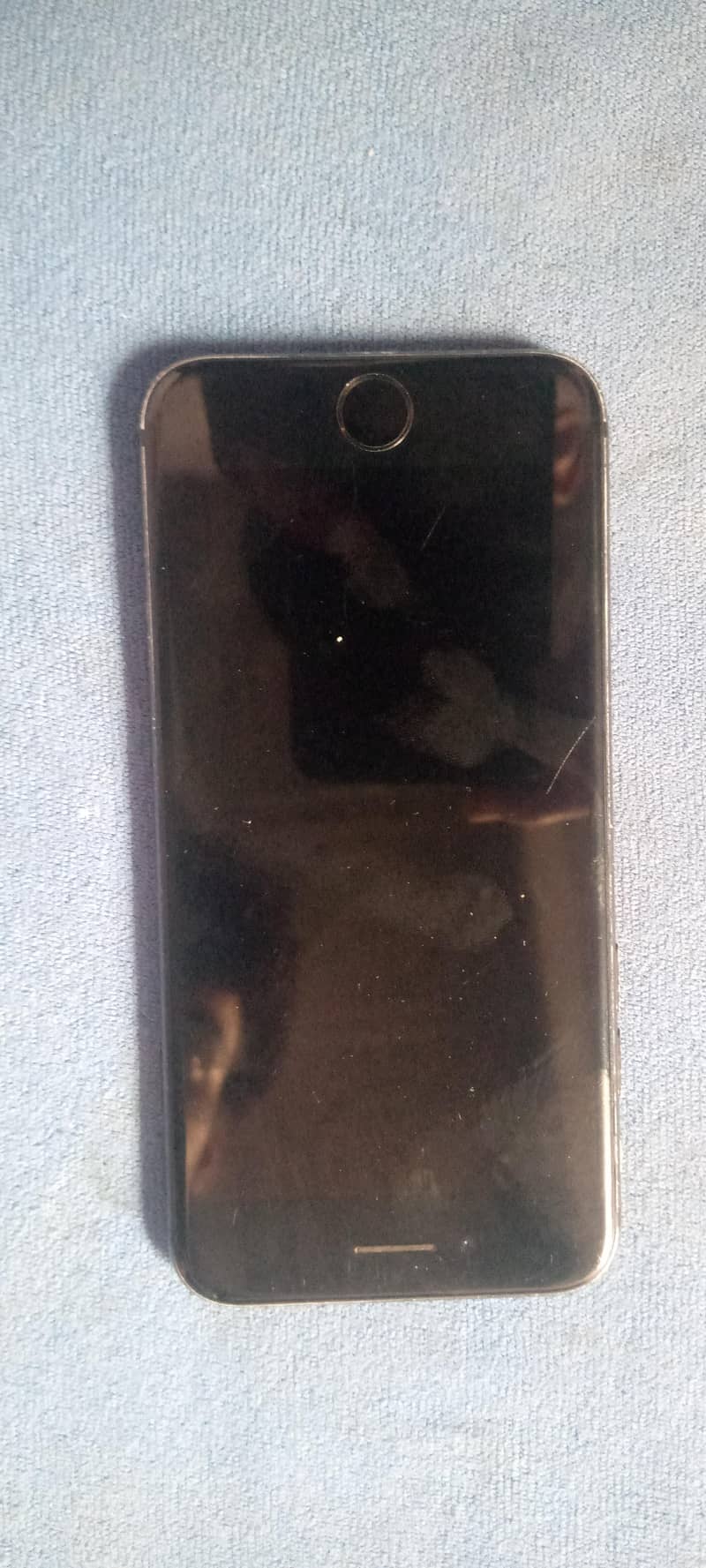 Apple iPhone 7 1