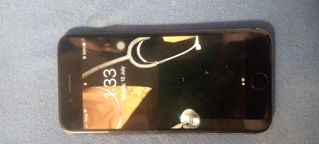 Apple iPhone 7 2