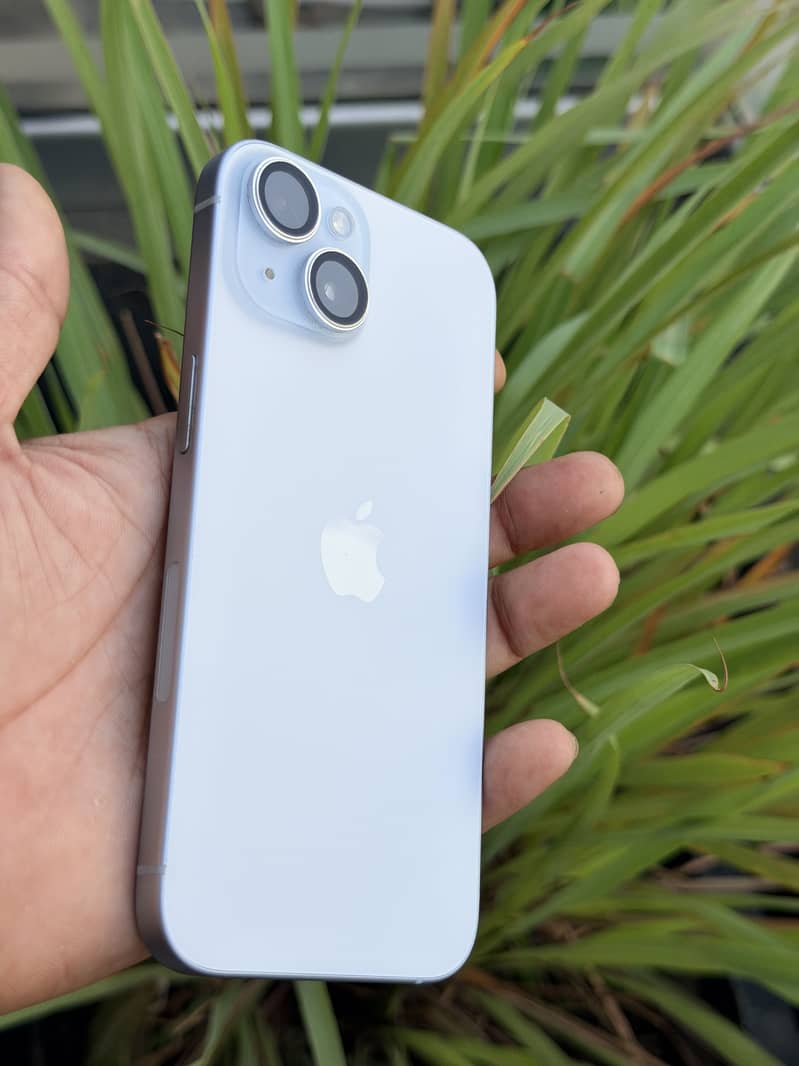 Apple iPhone 15 3