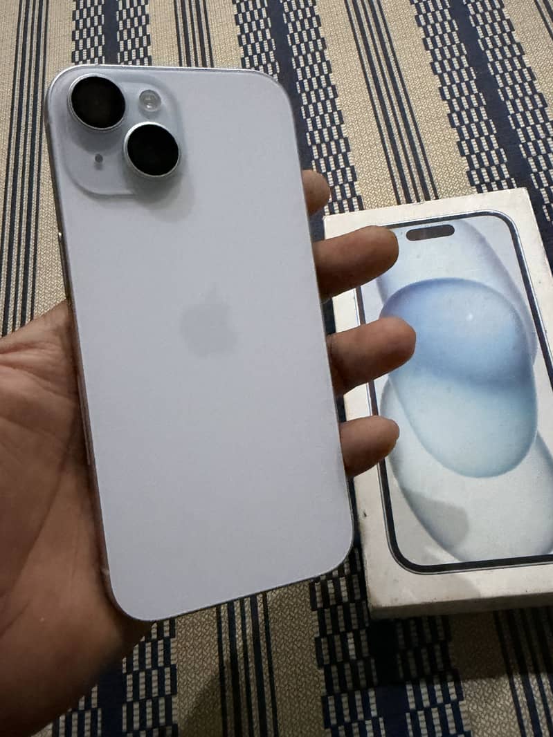 Apple iPhone 15 8