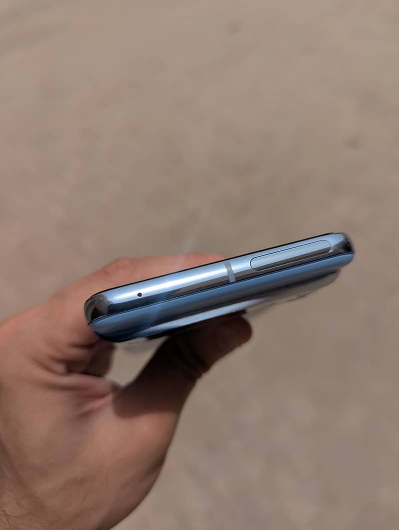 Google Pixel 8 Pro 3