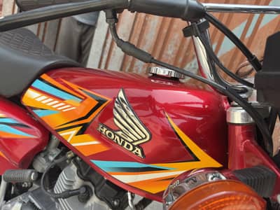 Honda CG 125 2026