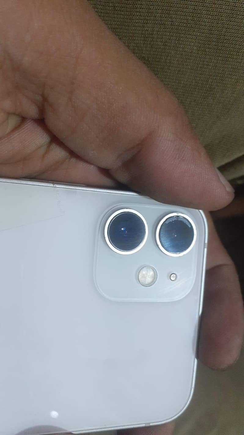 Apple iPhone 12 mini 4