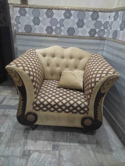 single seat sofa ha aik, 2 seater sofa ha, or 3 seater sofa ha