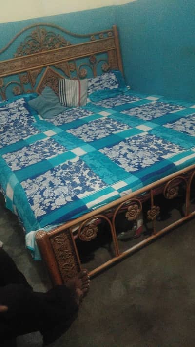 iron bed with mattress (316-2254429)