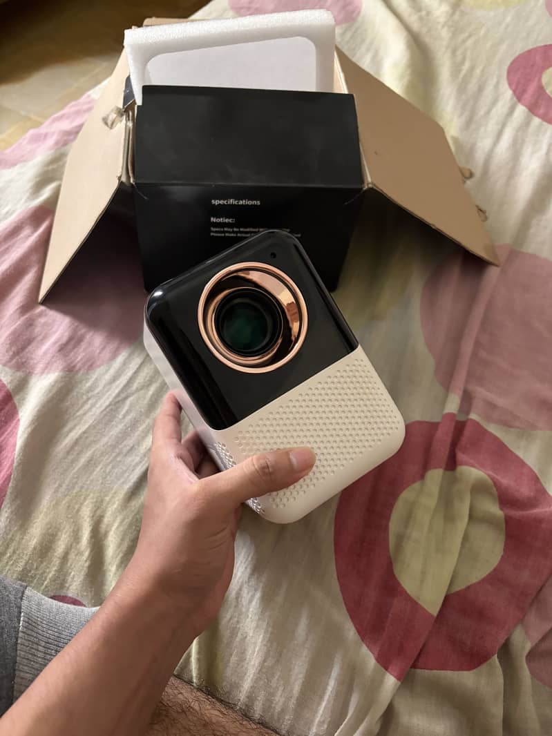 led Projector 4