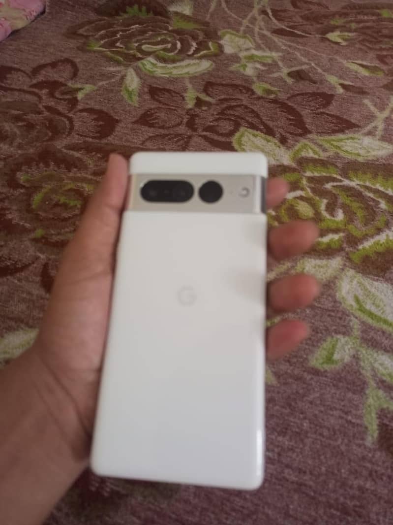Google Pixel 7 Pro 2