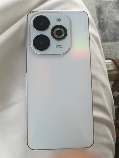 Infinix Smart 8 Pro