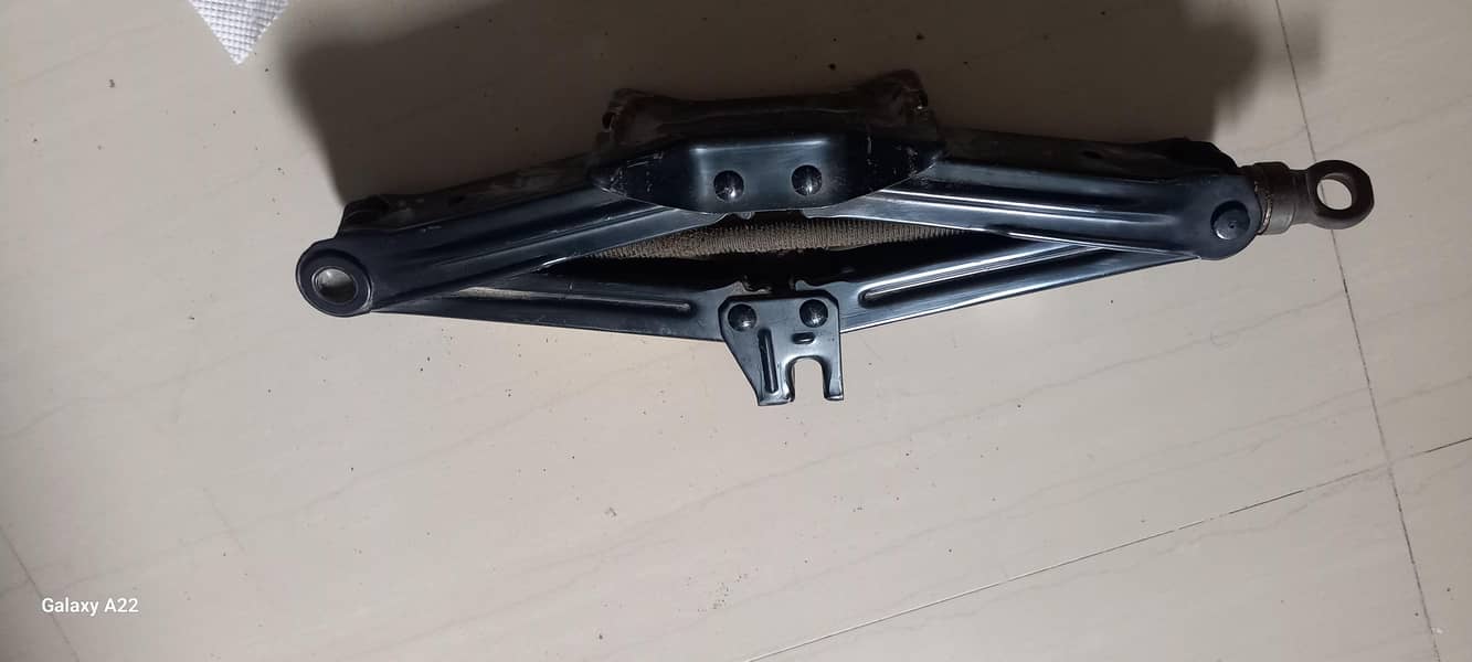 Car Jack 1