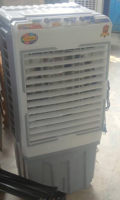 Ac Dc room cooler