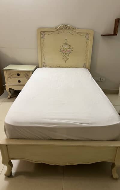 Hand painted Bed set (single)