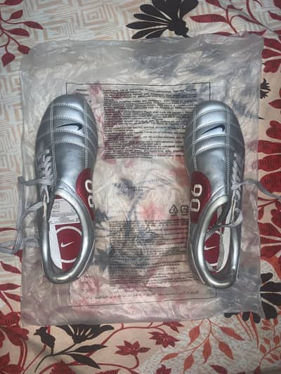 Original Nike brand soccer studs