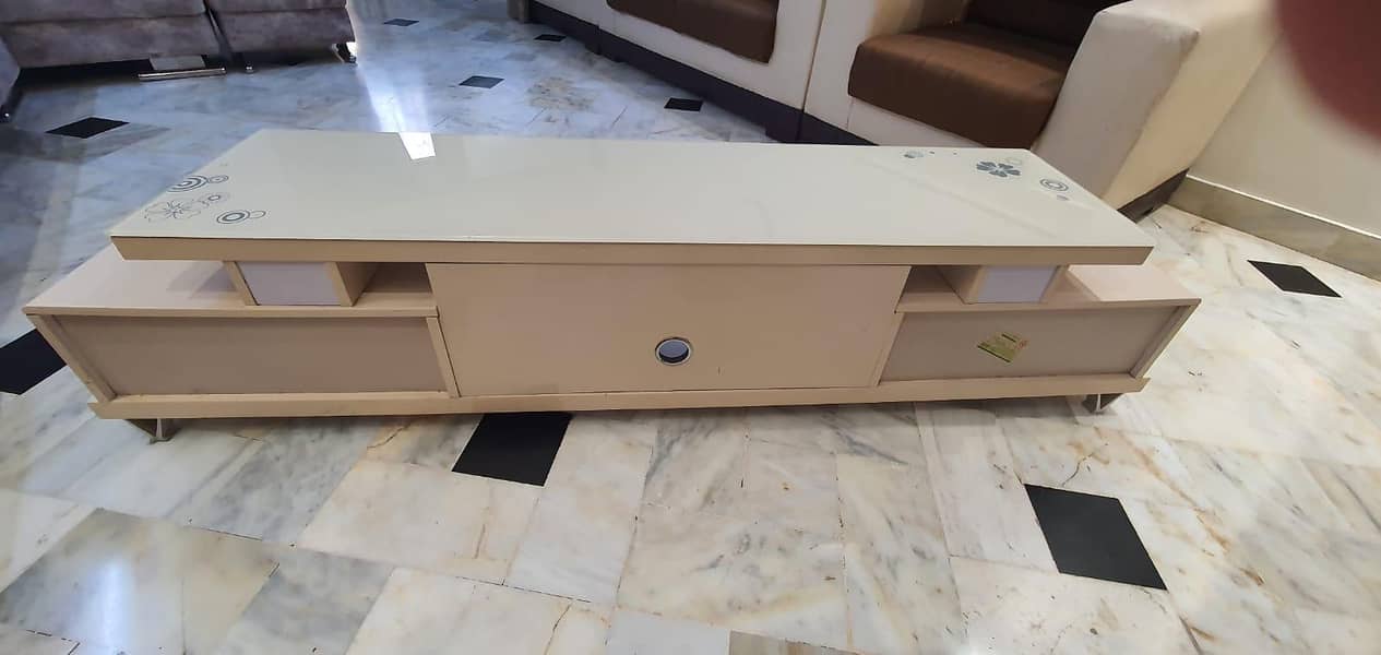 TV Console 2