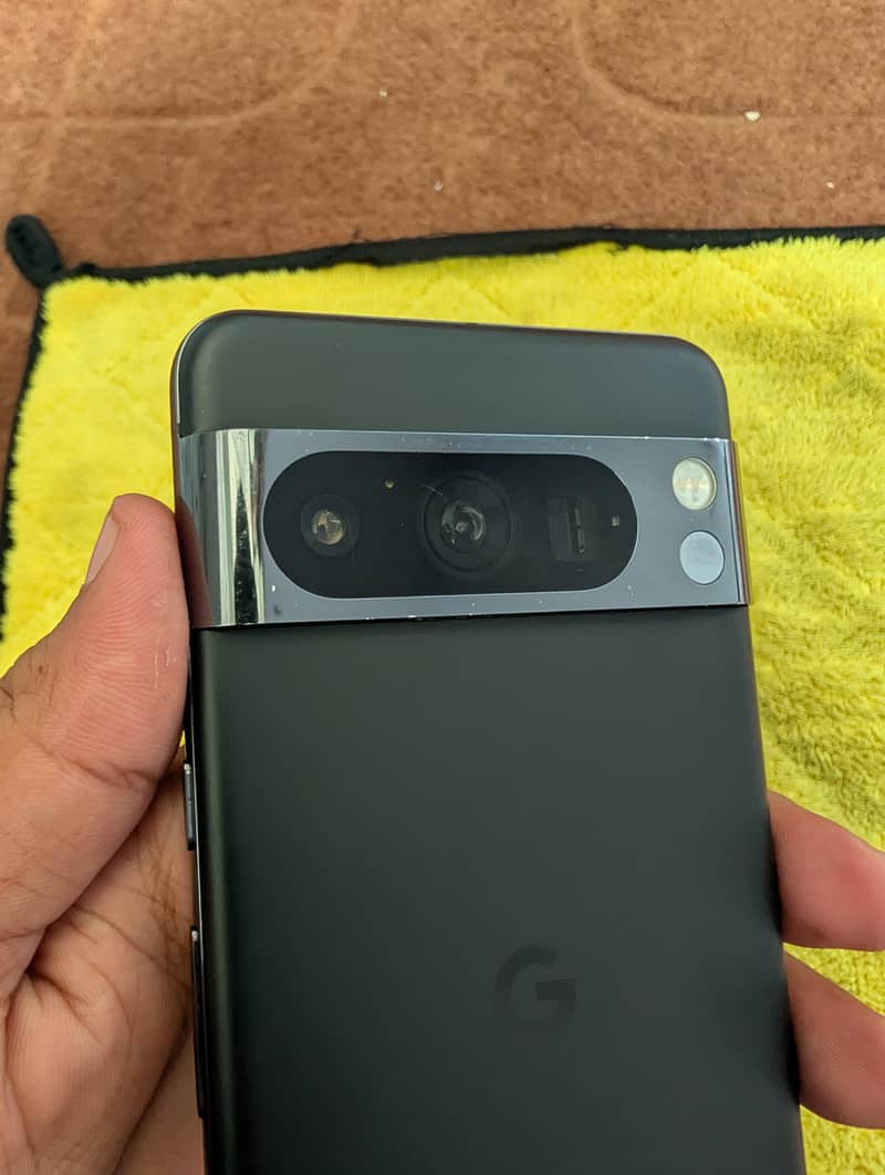 Google Pixel 8 pro 4