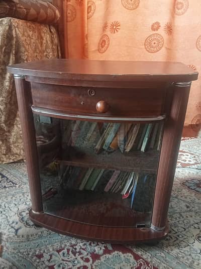 Brown Wooden TV Trolley with Glass Door – Excellent Condition