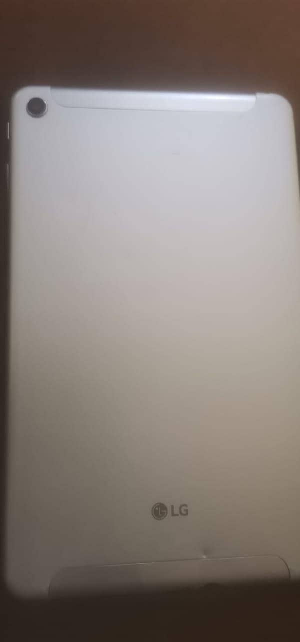 lg tablet 1