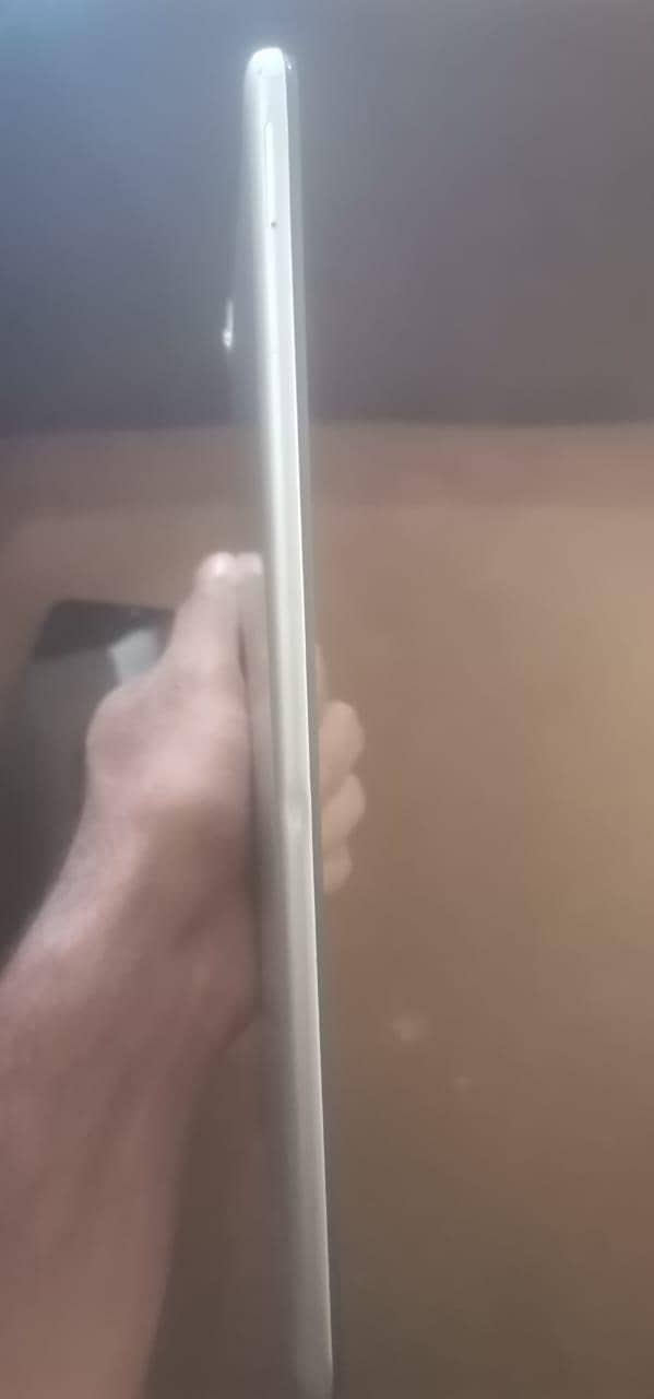 lg tablet 2