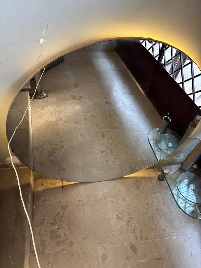 wall mount mirror 2