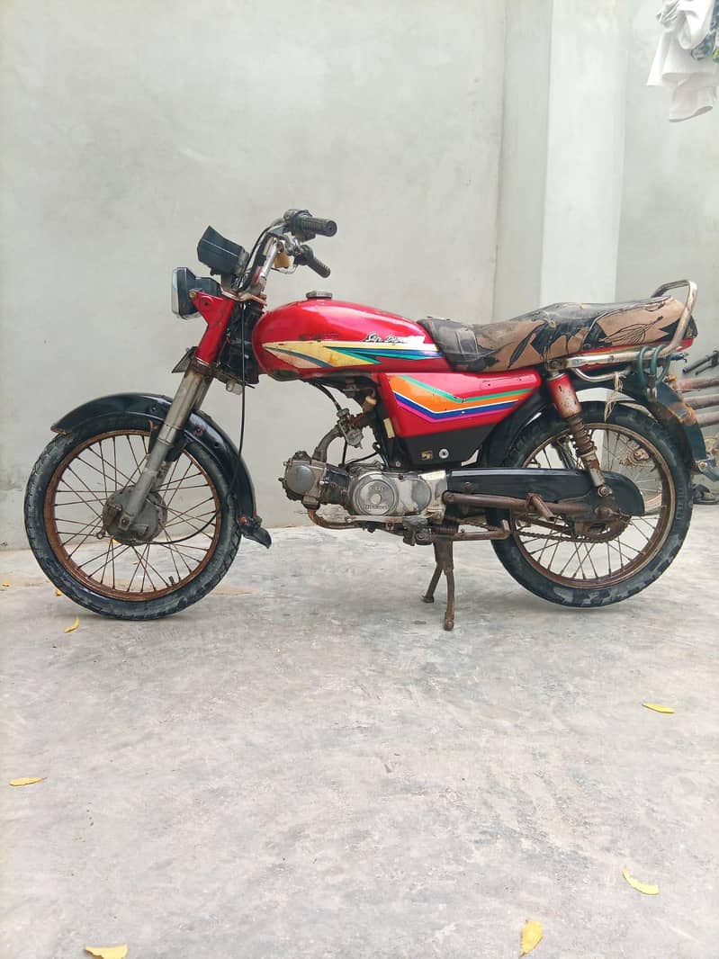 CD 70 2012 model 2