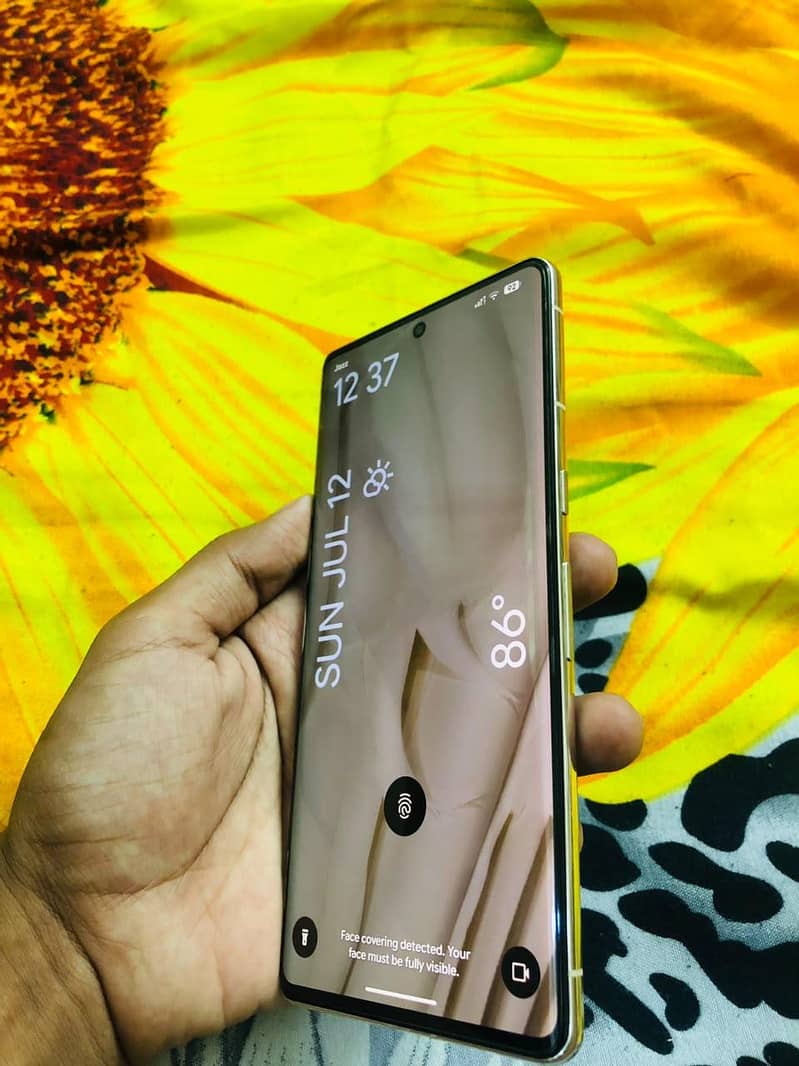 Google Pixel 7 Pro 10