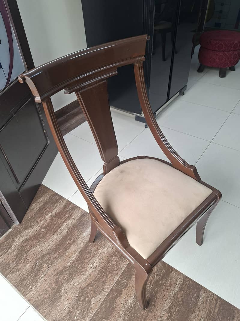 4 person dining table 2
