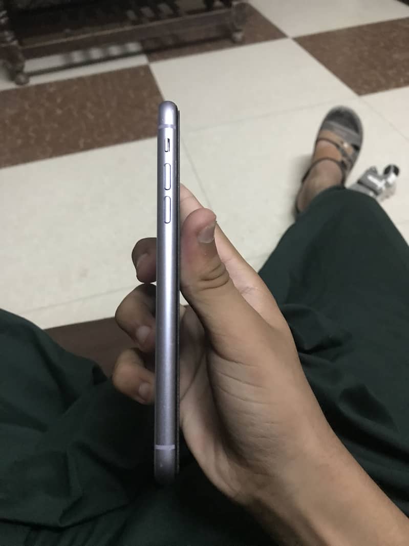 Apple iPhone 11 2