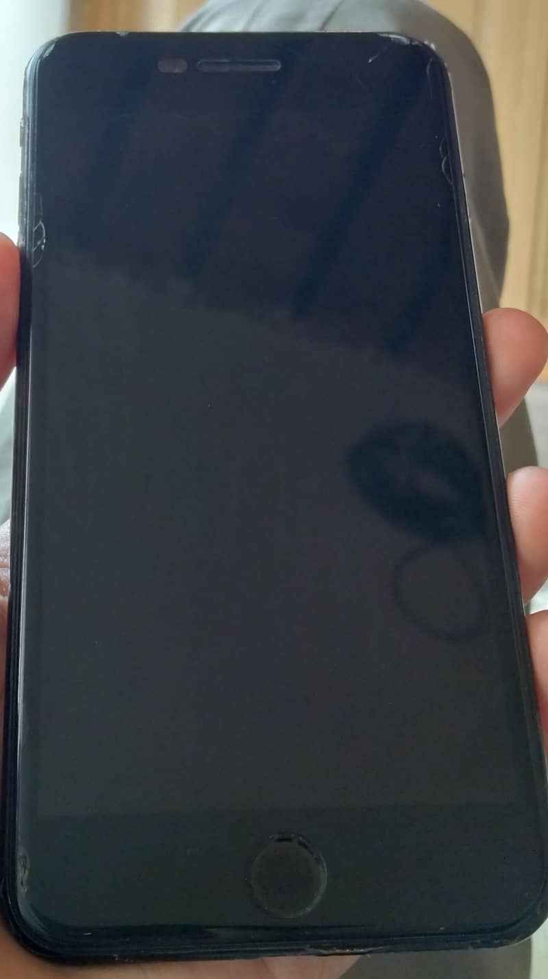 Apple iPhone 7 Plus 3