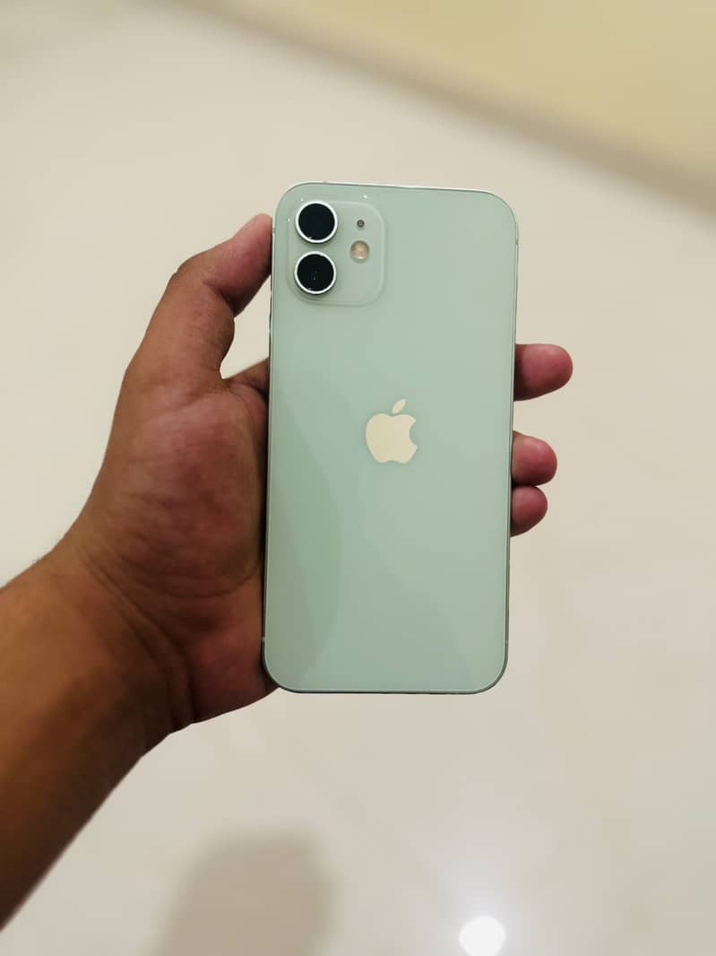 Apple iPhone 12 2