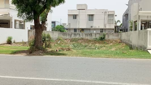 Plot No-952 Block S - 1 Kanal Plot On Top Location of Phase 7 DHA Lahore For Urgent Sale