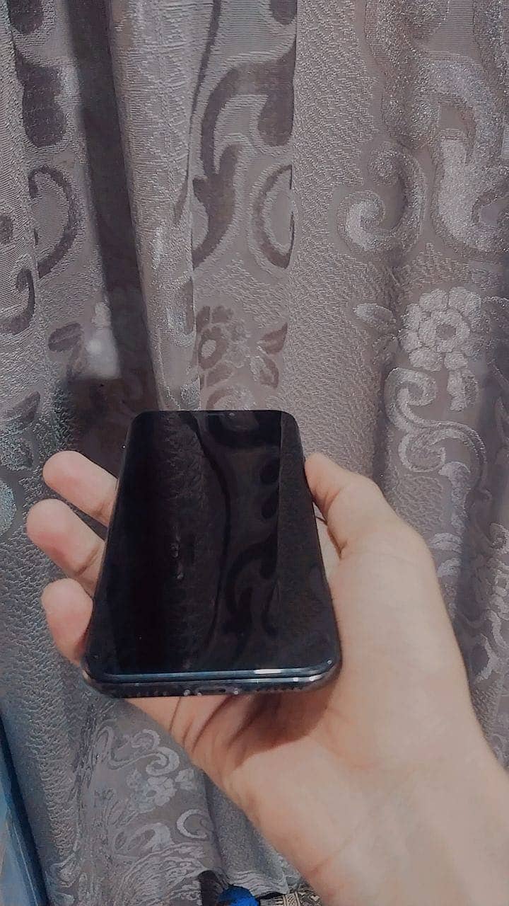 iPhone X 3