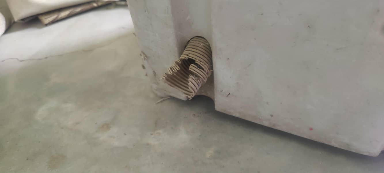 SPINNER MACHINE IN USABLE CONDITION 2