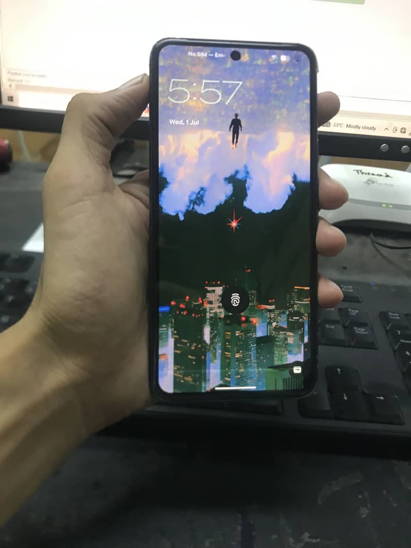 Google Pixel 8 2