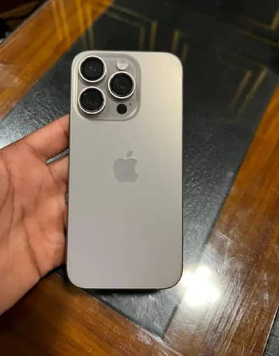Apple iPhone 15 Pro