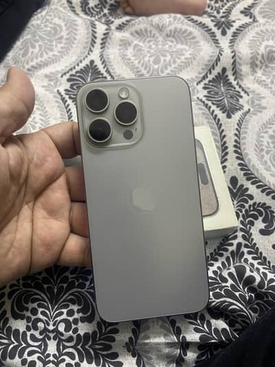 Apple iPhone 15 Pro Max
