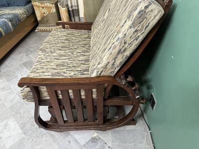 Rocking Chair (Jhoola)