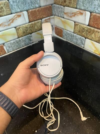 SONY HEAD PHONES. MADE IN JAPAN