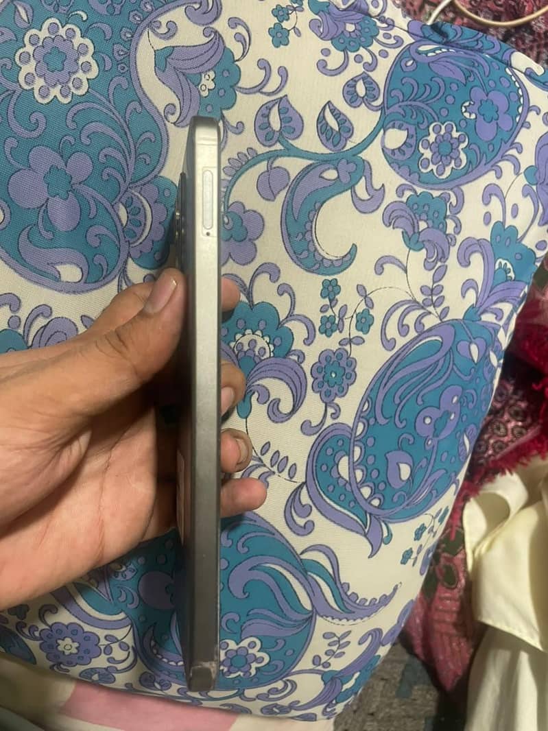 OPPO A5 Pro 1
