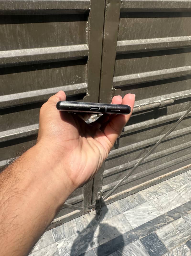 Google Pixel 6a 3