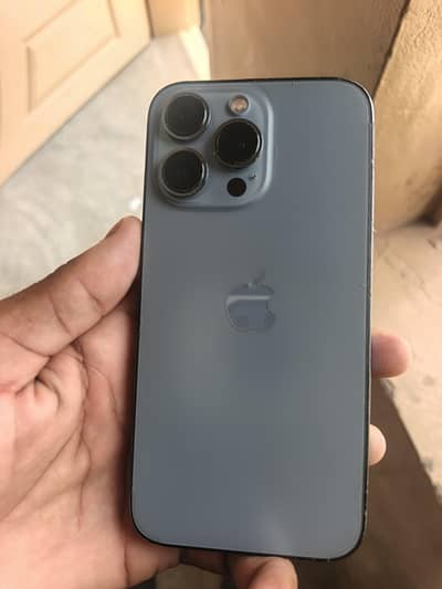 Apple iPhone 13 Pro