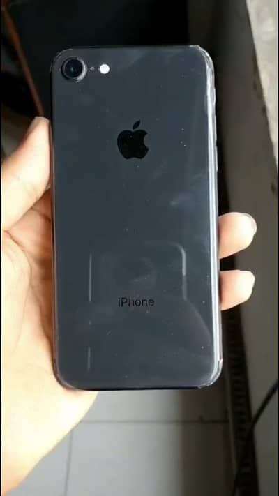 Apple iPhone 8