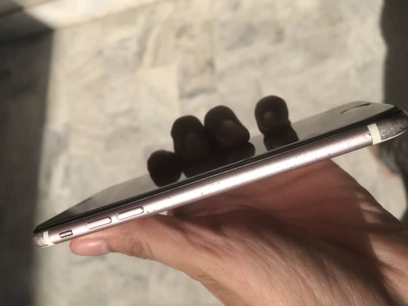 Apple iPhone 7 5