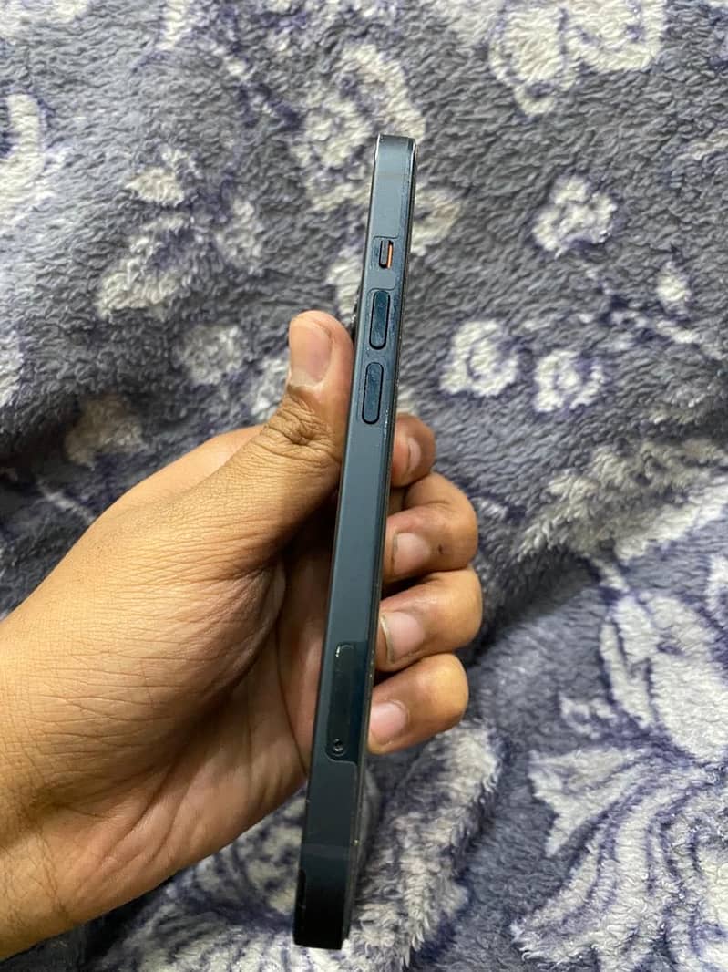 Iphone 13 3