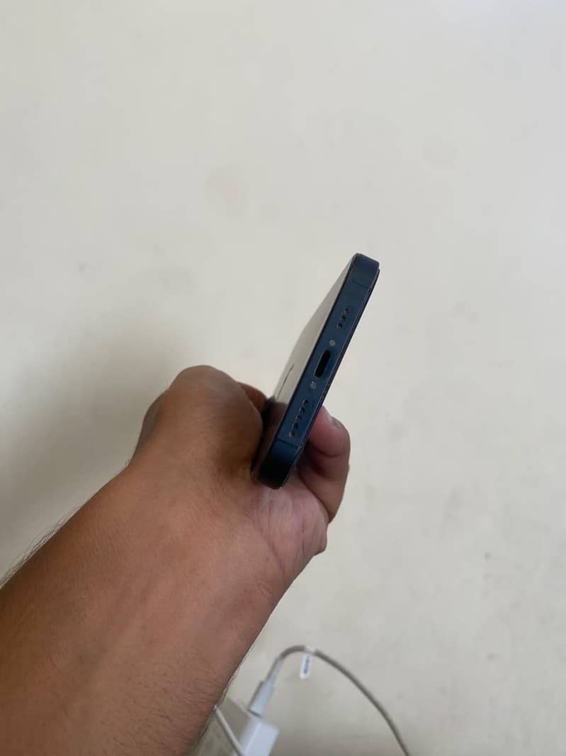 Iphone 13 8