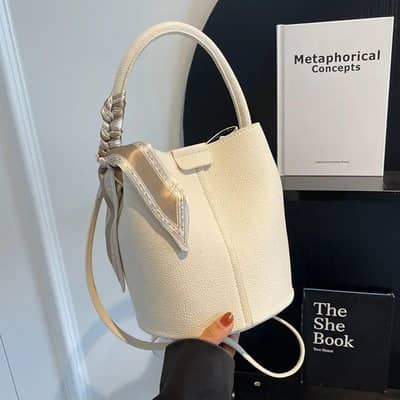 THE CLASSIC KOREAN STYLE HANDBAG FOR WOMEN