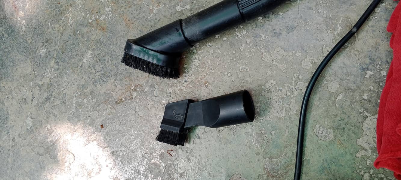 vacuum cleaner 2